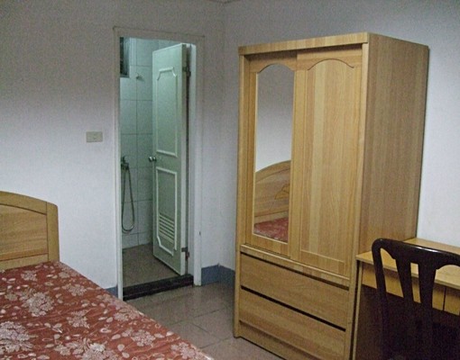 四號公園獨立套房 - Image 1