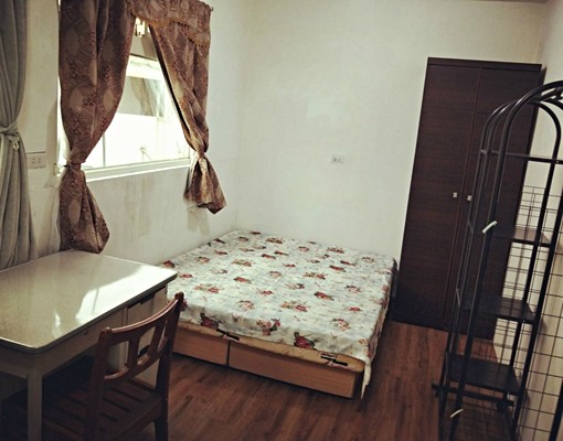 環境清靜,市區旁,生活機能優。停車方便 - Image 2