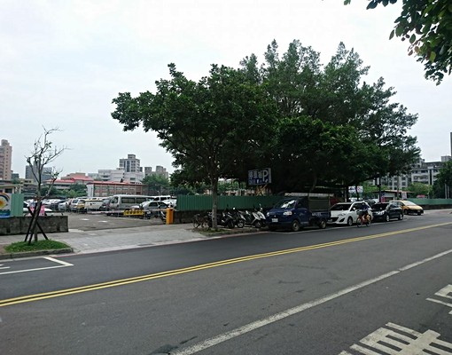 可申請租屋補助/三重捷運站/集美學區大氣三房 - Image 2