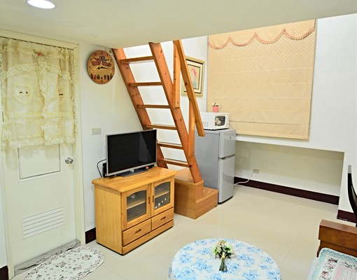 家樂褔挑高禁煙溫馨美套房(首月9仟) - Image 8