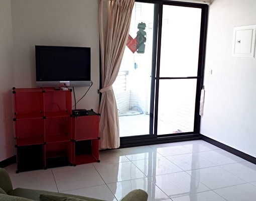 獨立陽台大套房出租(近南科) - Image 4