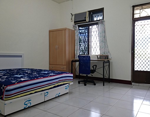 鄰近學區主要道路中山路一段上生活機能便利 - Image 3