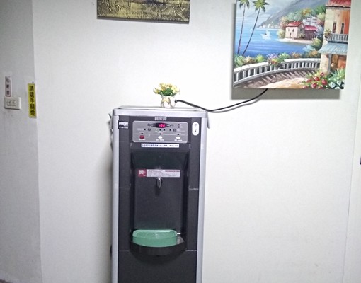 鄰市政府、文化商圈的雙窗光線佳的悠靜套房 - Image 6