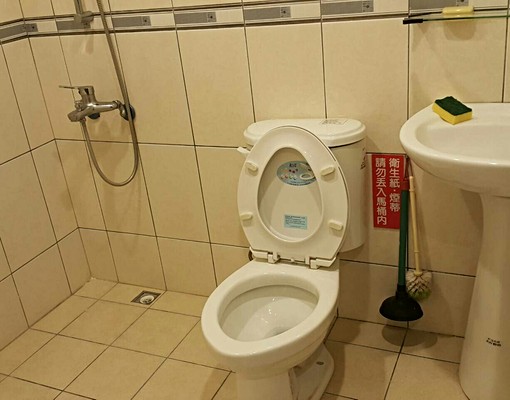 電梯大廈超省獨立套房全新裝潢 - Image 4
