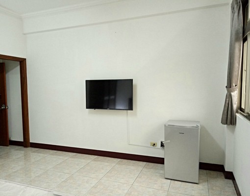 全聯正對面,嶄新家具家電洗衣機獨立大樓層 - Image 5