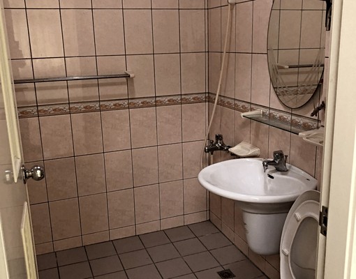 優質大套房,寧靜景優 - Image 6