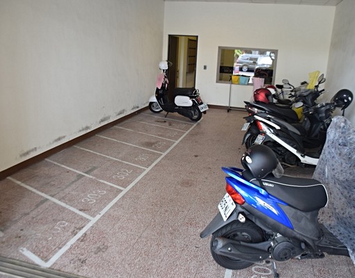 南區優質綠園道旁女生套房5500出租 - Image 1