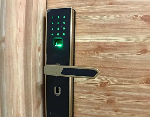 近沙鹿火車站,全新大套房可短租 - Image 4