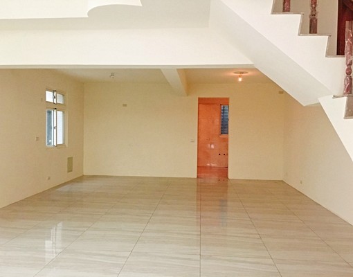 五期萬壽公園臨路雙併別墅,近市場學區 - Image 3