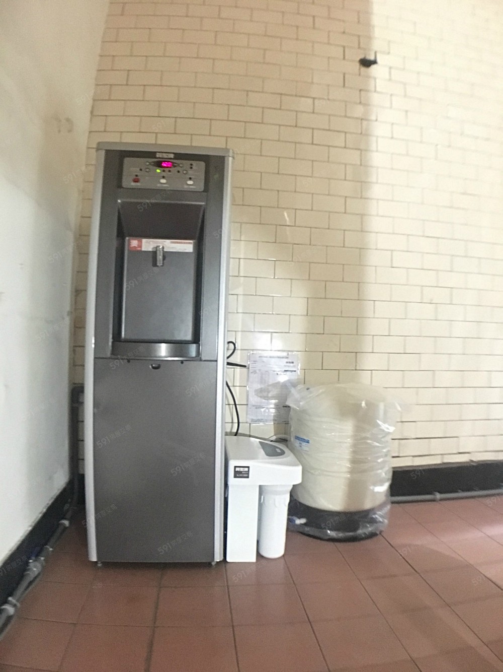 飲水機定期更換濾心