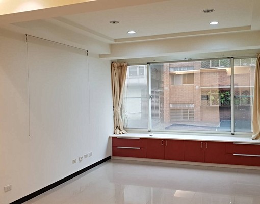 古亭捷運3分鐘,靜巷電梯漂亮小花園3房 - Image 1