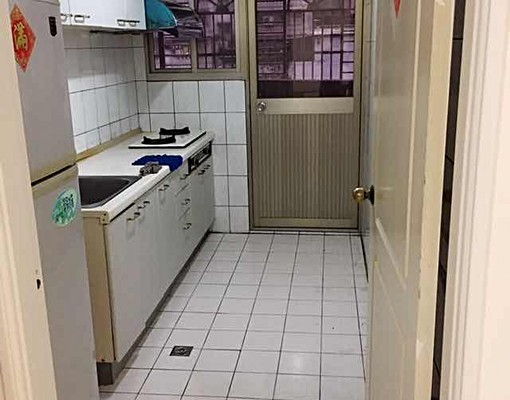 土城金城路社區電梯大樓正3房2廳2衛 - Image 4