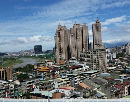 國璽捷運景觀四房大戶+平面車位 - Image 1