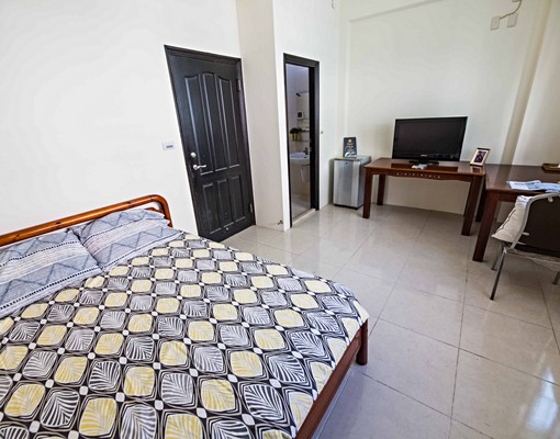 ★最愛南應黃菱紋風套房●大空間採光佳 - Image 2