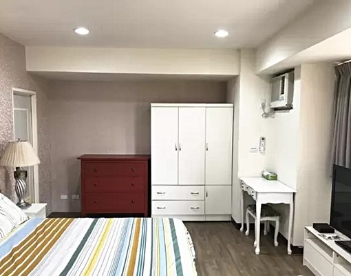 *可租補*美術館歐風採光大套房台水台電 - Image 1