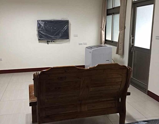 全新中華路優質室內機車位套房 - Image 3