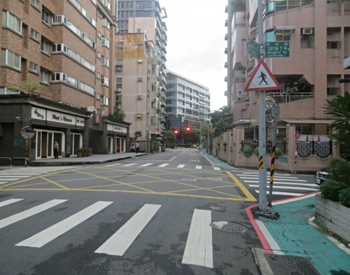 大直坡平車位已含管理費(500元/月) - Image 2