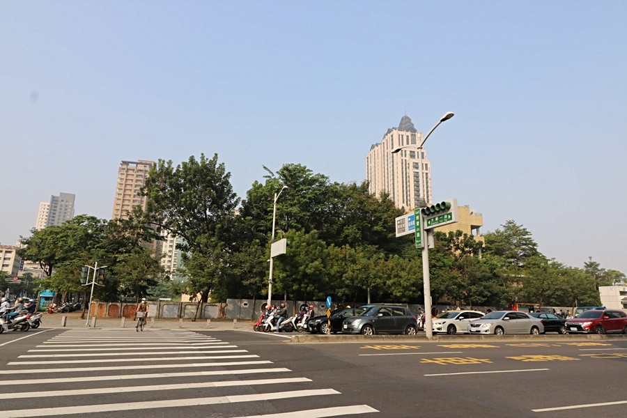 富邦地上權開發案