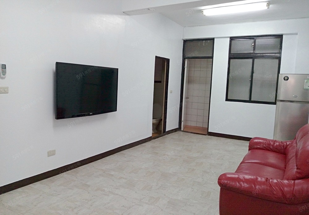 室內大客廳實景二