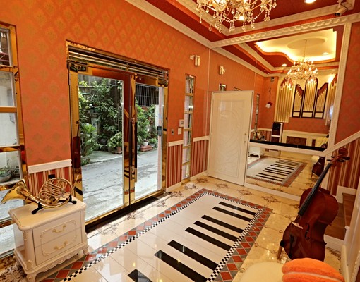 近五權車站免佣金獨洗曬輕炊地下室機車停放 - Image 1