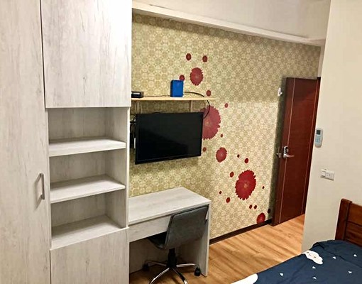 逢甲商圈獨洗獨曬陽台套房 - Image 1