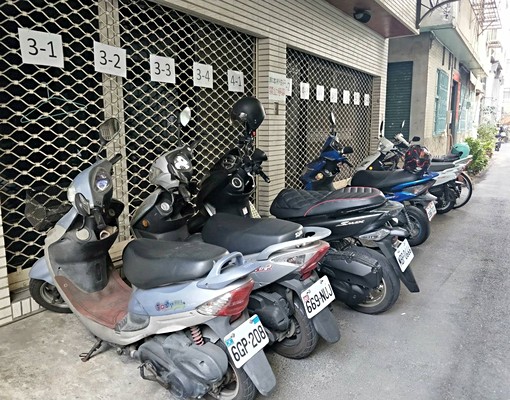 ※可寵近火車站、新時代、附機車停車位 - Image 5