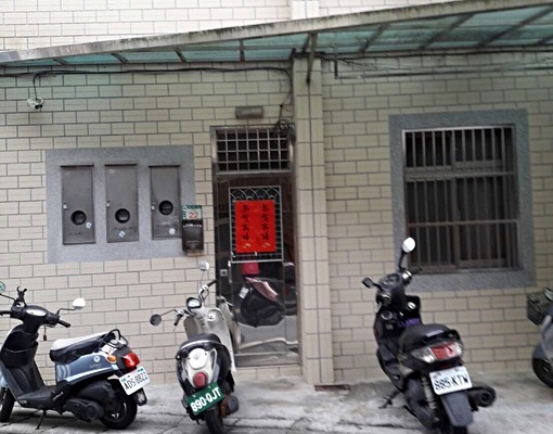 新床墊新衣櫃，含第四台及網路只要$8000 - Image 6