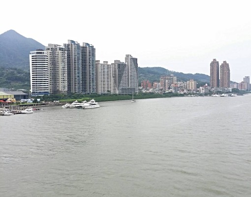 ★春天河岸.屋況新.附家電★ - Image 15