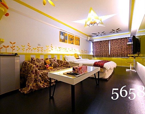 天上人間海安路國華街裝潢大套房 - Image 1