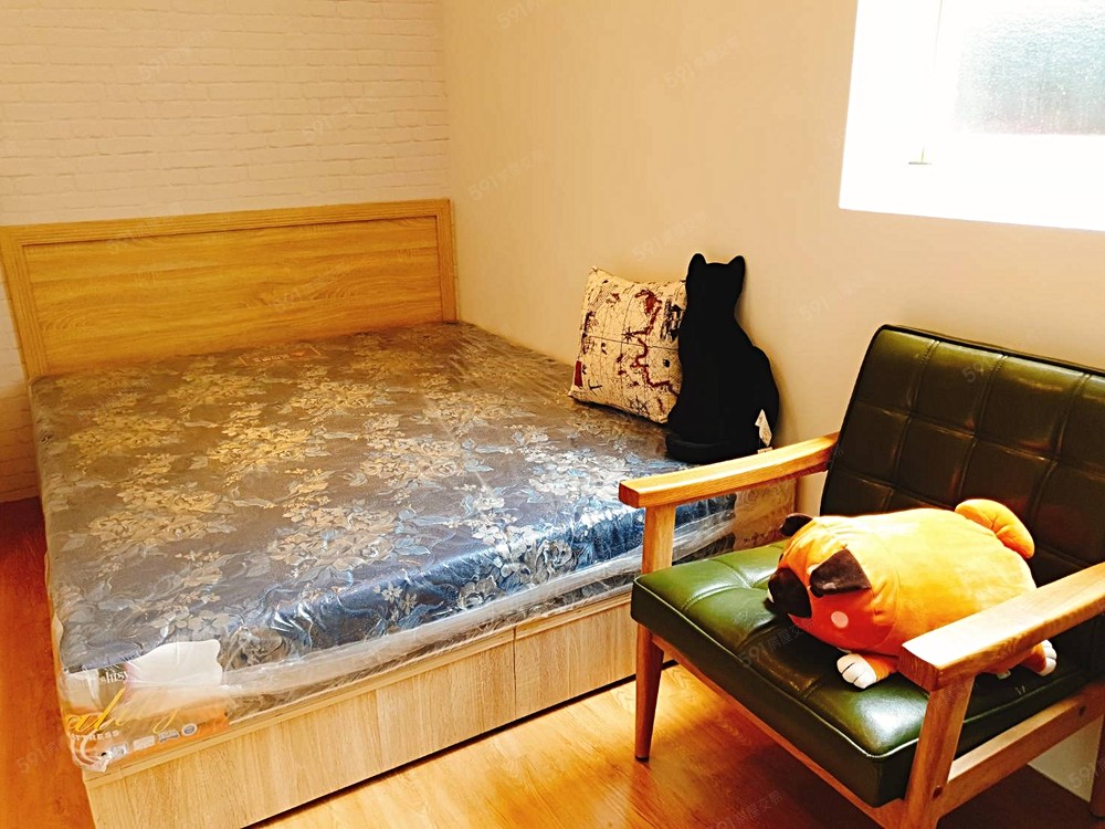 寬敞的情侶大床墊