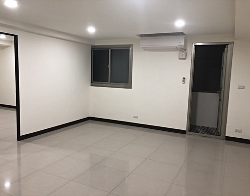 中山國小捷運陽台2房住辦工作室可設籍 - Image 3