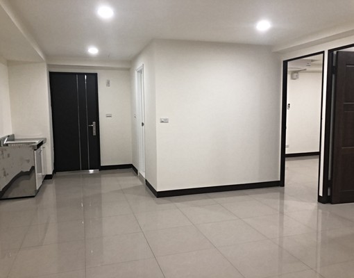 中山國小捷運陽台2房住辦工作室可設籍 - Image 5