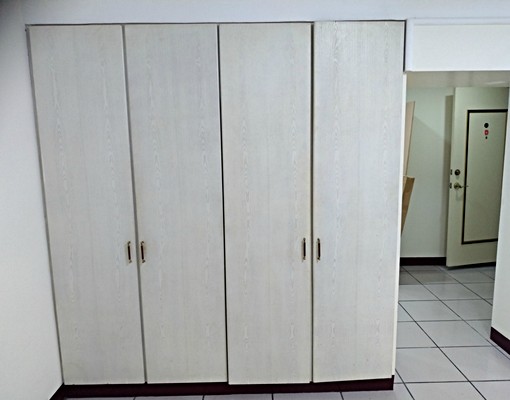 全新家具附網路有線電視 - Image 1