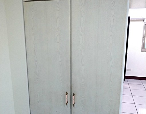全新家具附網路有線電視 - Image 2