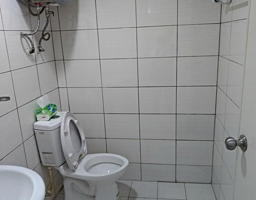 全新家具附網路有線電視 - Image 2