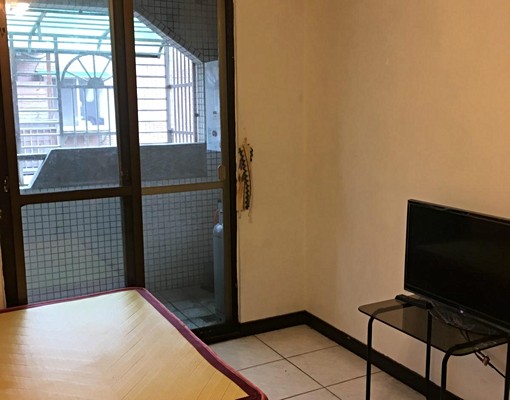 綜合體育場旁電梯套房獨立門牌 - Image 2