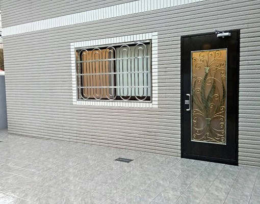 海大透天套房含裝潢、傢俱,前有空地可用 - Image 3