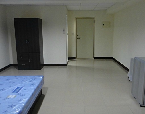 《豐原》台水台電收費網路陽台套房6500 - Image 5