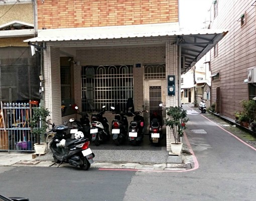 家樂福廣東路商圈優質套房便利喔) - Image 3