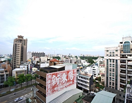站前Casa2房含管費,生活機能佳,必租地點 - Image 6