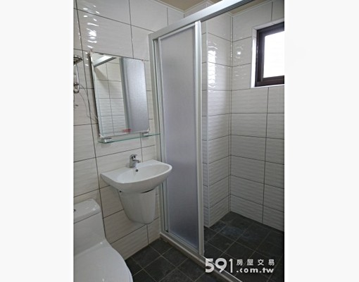 興仁夜市~9000元電T陽台獨洗套房 - Image 3