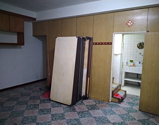 透天採光通風.屋頂加蓋可曬衣.適合小家庭 - Image 1