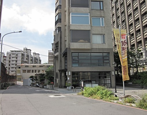 渡船頭住辦一樓/可商業登記/永慶楊先生 - Image 1