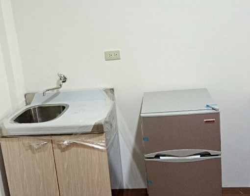 家樂福商圈成功東街旁電梯套房 - Image 3