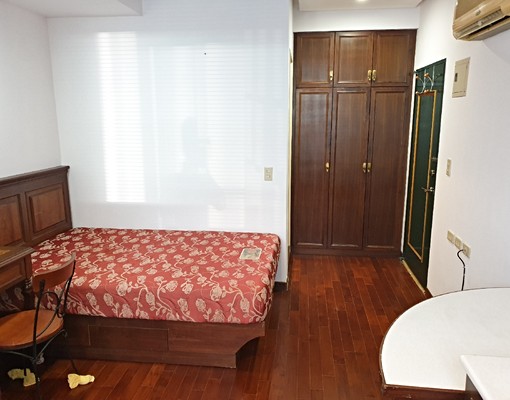 精緻古典裝潢.實木地板.寬敞衛浴 - Image 3