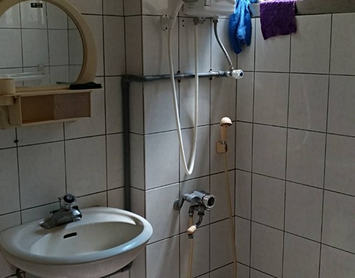 草悟道二樓套房免仲介費含水網路20台電視節目 - Image 2