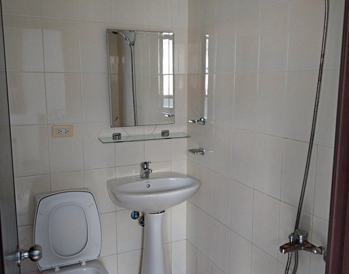 一中街商圈新穎套房，設備齊全位置佳 - Image 4