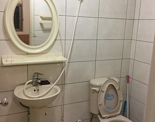 鄰近慈文國中雅緻套房#4 - Image 4