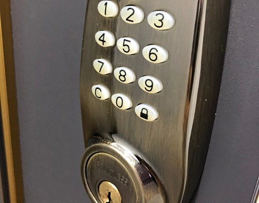 市中心全新套房近火車站可短期 - Image 9