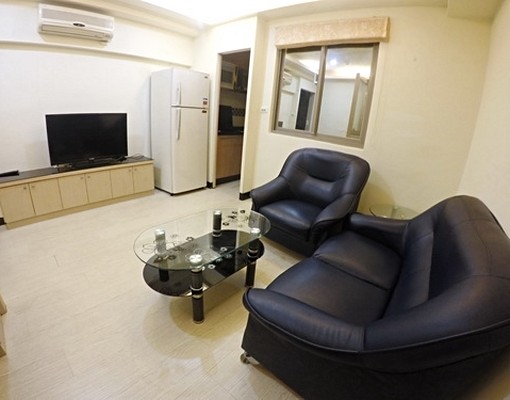 近新天地旁裝潢一房一廳貓可以 - Image 1